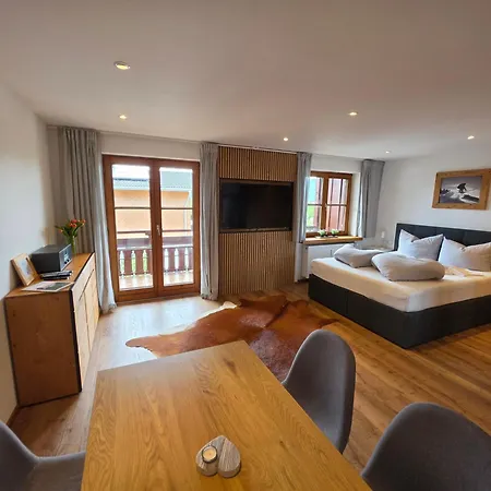 Allgaeuer Mit Balkon, Bergblick Und Wallbox Appartement